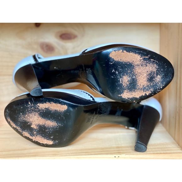 Via Spiga Leather B&W Spectator TStrap Peep Toe Platform Heel SZ 9 Made in Italy - Picture 8 of 9